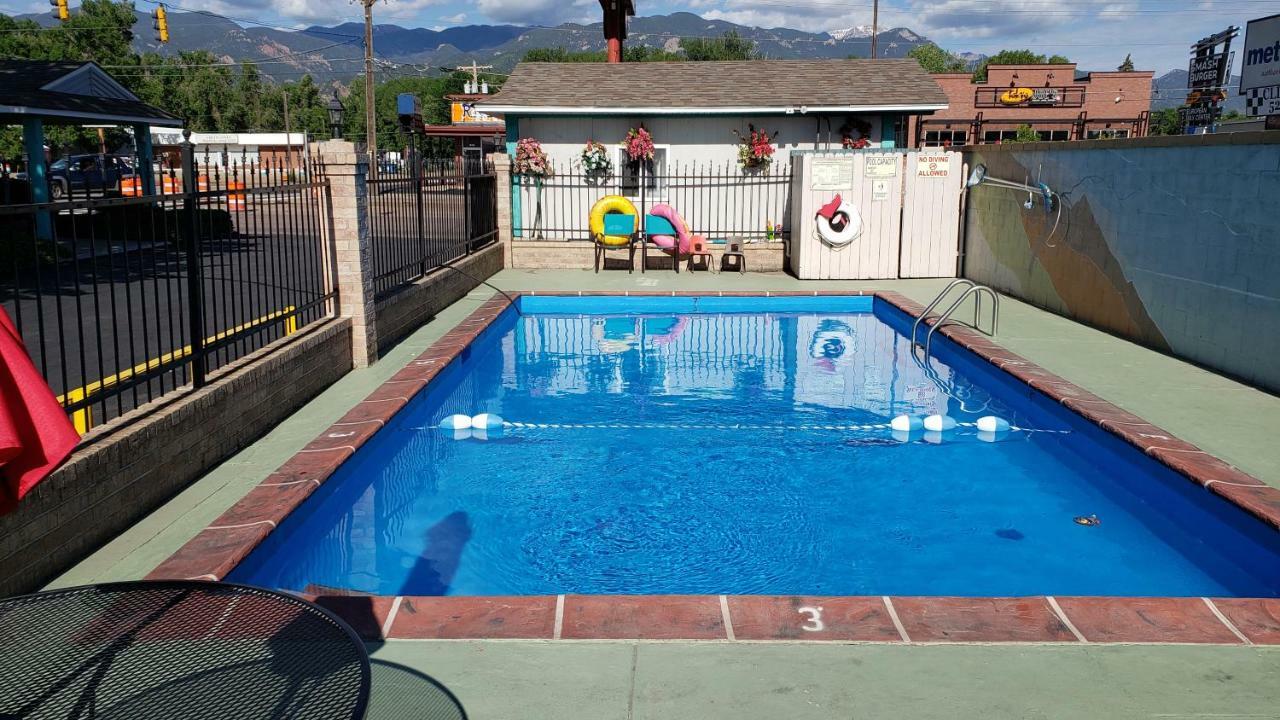 Circle S Motel Colorado Springs Esterno foto